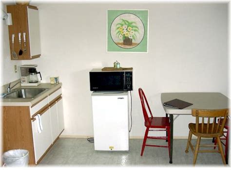 cheap motel|cheapest weekly motels with kitchenettes.
